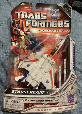 Transformers Generations Universe Classics Deluxe Class Starscream Figure NEW Cover
