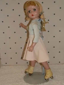 Vintage Madame Alexander 17 Zoll Maggie Face Rollschuh - Bild 1 von 8