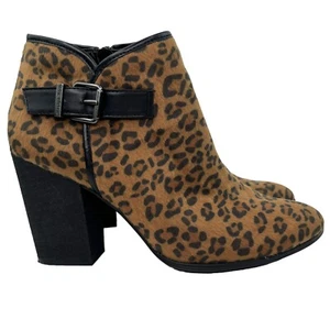Libby Edelman Claudia Leopardo Guepardo Animal Estampado Tacón Botín 9M Mob Esposa - Imagen 1 de 18