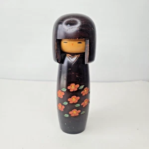 Muñeca Japonesa Creativa KOKESHI Vintage por USABURO Firmada Flor de Pétalo Rojo - Imagen 1 de 17