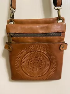 Patricia Nash Francesca braune Kuriertasche Schultertasche aus Leder Organizer Medium - Bild 1 von 7