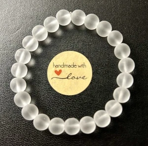 Pulsera de 8 mm de vidrio de sirena con cuentas blancas esmerilada hecha a mano - Imagen 1 de 7