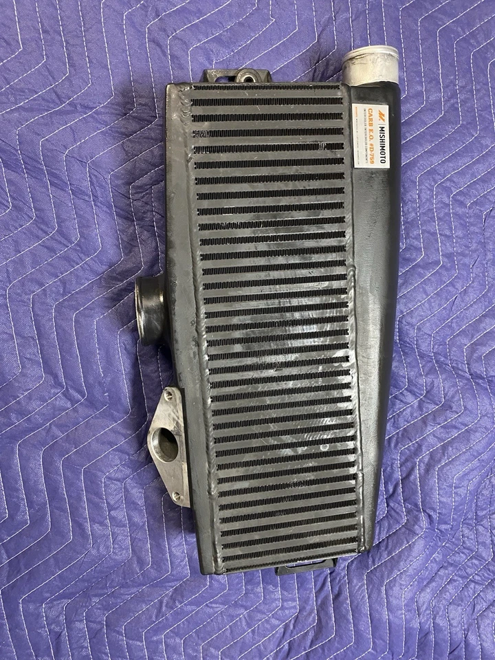Intercooler Mishimoto. Carb E.O #D-759 Foto 1 de 4