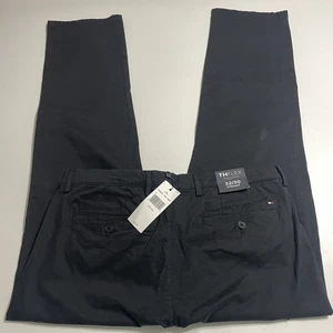 Tommy Hilfiger The Flex schwarze gerade Chinohose für Herren Größe 32 x 30 neu mit Etikett - Bild 1 von 7
