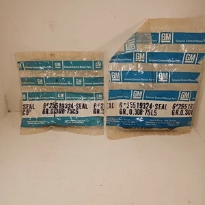 LOT OF 12 OEM NOS GM PART OEM Valve Stem Seal GM#25519324 - Picture 1 of 6