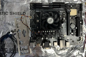 ASUS A68HM-PLUS Sockel FM2+ DDR3 VGA/DVI/HDMI Mainboard AMD A8-7600 CPU / 8GB - Bild 1 von 5