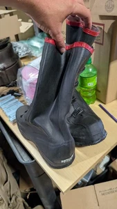 Sobrebotas de goma Honeywell Servus para hombre talla 7 cinco hebillas cubrezapatos militares - Imagen 1 de 3