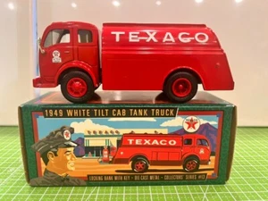 Ertl Texaco Collectors Series 1996 #13 1949 White Tilt Cab Tanker Diecast Bank - Picture 1 of 13