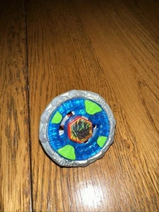 Beyblade Spark FX Firefuse Darkhelm 145DS sauber - Bild 1 von 4