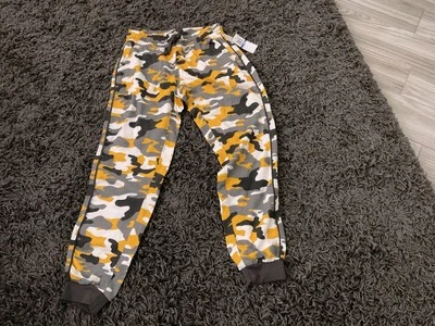 Nuevo con etiquetas Pantalones deportivos Macy’s Ultra Flirt Juniors de felpa francesa camuflados S Foto 1 de 3