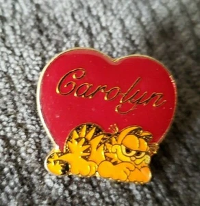 Vintage "Carolyn" Garfield Brooch Pin Flair Cat ou5 Name Tag Personalized - Picture 1 of 2
