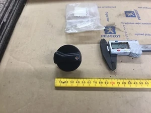PEUGEOT 205 309 HEATER CONTROL knob 645137 - Picture 1 of 4