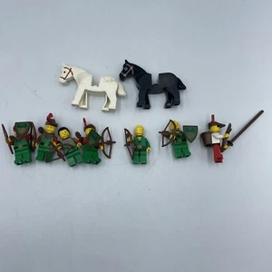 Lego Vintage Castle Forestmen Minifigure Bows Horse Shield Lot Vtg - Picture 1 of 9