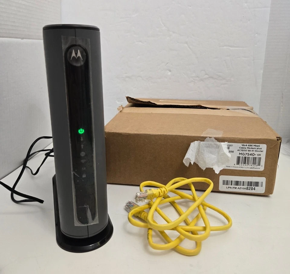 Motorola MG7540 16x4 Cable Modem Plus AC1600 Wi-Fi Router DOCSIS Dual Band - Image 1 of 4