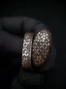 Espada Japonesa Hierro Sakura Patrón Fuchi y Kashira, Período Edo Antiguo B044 - Imagen 1 de 13