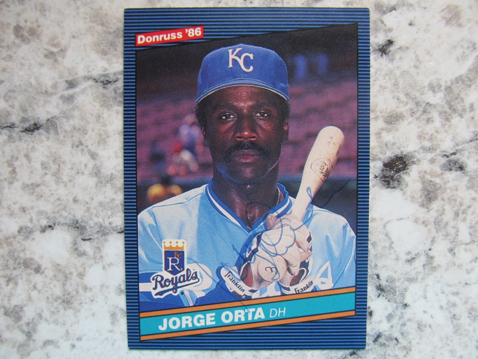 Royals Jorge Orta Signed Autographed 1986 Donruss Nr.Mint
