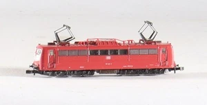 Vintage MARKLIN gauge Z 1:220 electric loco BR E151 021-3 in original box #8826 - Picture 1 of 4