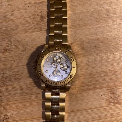 Reloj Cronógrafo Invicta Pro Diver Hombre 43mm Tono Dorado 200M 1774 Falta Pin  Foto 1 de 4