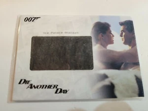 James Bond Relic Card RC23 Ice Palace Blanket Brown / Dark - Picture 1 of 2