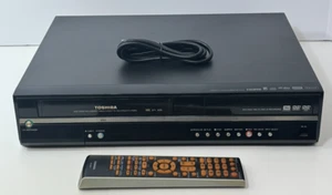 Toshiba VCR/DVD Recorder Combo D-VR600KU w/ Remote Control & HDMI Cord - TESTED - Picture 1 of 11
