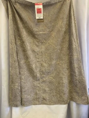 M&S Sand Coloured Embroidered Skirt Fine Cord Fabric Size 18 With Tags — 第 1/4 张图片