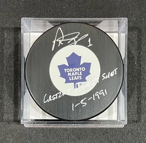 Peter Ing signierter Blatt Hockeypuck - ""Gretzky Penalty Shot 1-5-1991" Inschrift - Bild 1 von 2