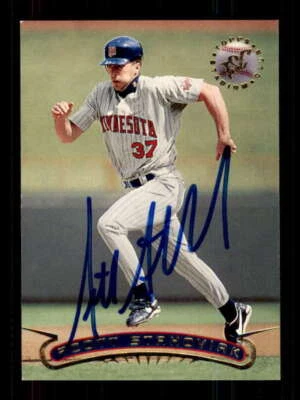 1996 Topps Stadium Club #121 Scott Stahoviak AUTOGRAPHED!! Twins 240189 - Image 1 of 2