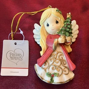 NewPreciousMoments Angelo che tiene albero di Natale da appendere resina ornamento alto 4" - Foto 1 di 4