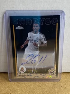 2024-25 Topps Chrome UEFA Logofractor Auto Black /10 Rodrygo Real Madrid - Bild 1 von 2