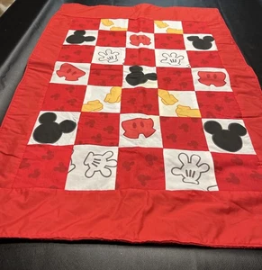 baby quilts handmade Mickey Mouse - Picture 1 of 5