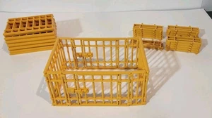 Vintage Playmobil 3634 (41) Pieces Yellow Zoo Fence Pieces, Gates - Picture 1 of 6