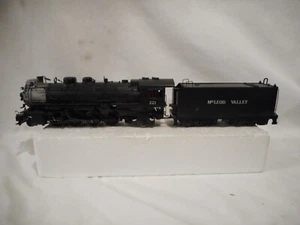 United/PFM HO Scale WP 2-8-2 Steam Locomotive Painted Mcleod Valley #221 - Picture 1 of 8