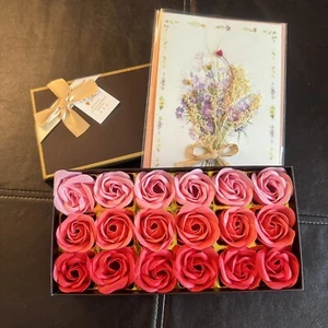 1 Box, 18 Soap Rose Flowers Gift Box With Greeting Card Mother's Day Gift - Picture 1 of 5