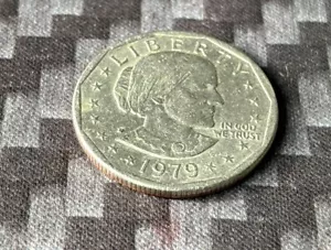 1979 Susan B Anthony Liberty (P) & (FG) Frank Gasparro One Dollar U.S. Coin - Picture 1 of 13