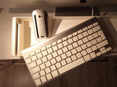 Apple Tastatur A1314 Bluetooth Plus Mouse A 1296 - Bild 1 von 4