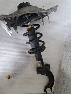 Puntal lateral pasajero Rh 2013 A4 Audi Sku#4153340 Foto 1 de 4