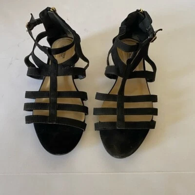 Sandalias planas negras Avon Cushion Walk Gladiator borde dorado gamuza superior Y2K talla 9 Foto 1 de 4