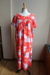 BECO Originals Vintage 70's 80's Mumu Hawaiian Dress Red Floral M - Picture 1 of 3
