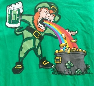 NWT Leprechaun Rainbow St. Patrick’s Day Tee T Shirt Men’s M 38/40 4 Leaf Clover - Picture 1 of 12