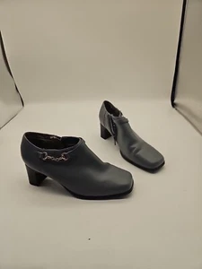 AJ Valenci Ankle Boots Gray Size 7 Side Zipper Block Heel - Picture 1 of 7