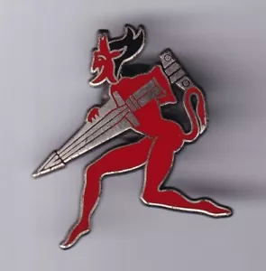 RARE PINS PIN'S .. ART ILLUSTRATEUR DIABLE ARMEE ARMY ARTILLERIE 61 EME DRAGO~FV - Imagen 1 de 1