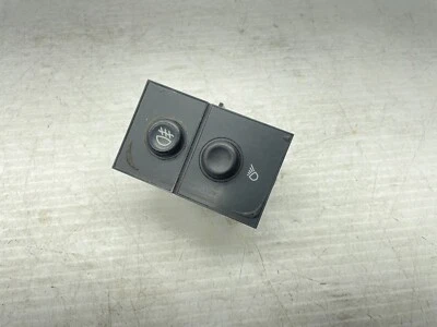 ♻️2003-2006 Chevy Silverado GMC Sierra Fog Light Push Button Dash Switch - Image 1 of 4