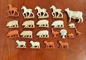 21 VINTAGE 1950's-60's Auburn Rubber Farm Animals - Pig Sheep Horse Turkey Duck - Picture 1 of 2