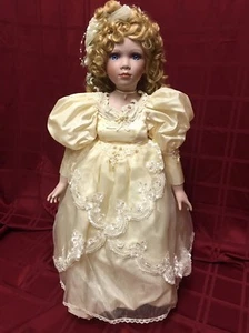 William Tung 878/2000 27" Porcelain Doll Dress Cream Wedding(like) Dress - Picture 1 of 8