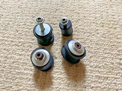 Ducati Multistrada 1200 1200S combustible gasolina tanque de gasolina pernos de montaje + gomas Foto 1 de 3