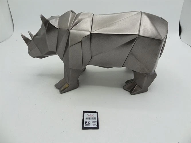 Cisco UCS-SD-64G-S 64GB SD Flash Memory Card - Image 1 of 1