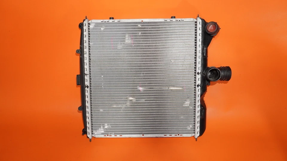 RADIADOR DE REFRIGERACIÓN DERECHO PORSCHE 911 CAREERA 2005 2006 2007 2008 2009 2010 2011 Foto 1 de 4