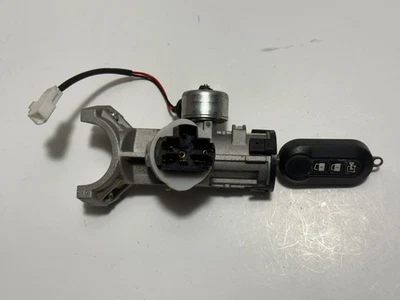 2015-2022 RAM PROMASTER 1500 VAN TRAVA INTERRUPTOR DE IGNIÇÃO COM CHAVE OEM P68257356AA - Imagem 1 de 4