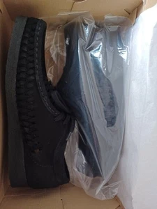 Supreme Clarks Schuhe Sneaker Sport Leder NEU Designer Luxus Gr. 10 / 43 Schwarz - Bild 1 von 8