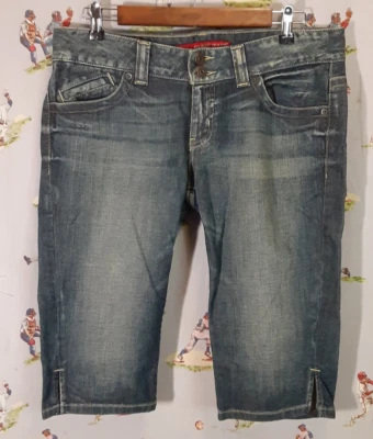 Pantalones de mezclilla capri Guess de tiro bajo elásticos talla 31x15 lavado medio de colección ❓ Foto 1 de 4